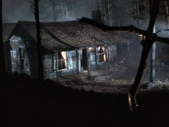 evil-dead-2_cabin